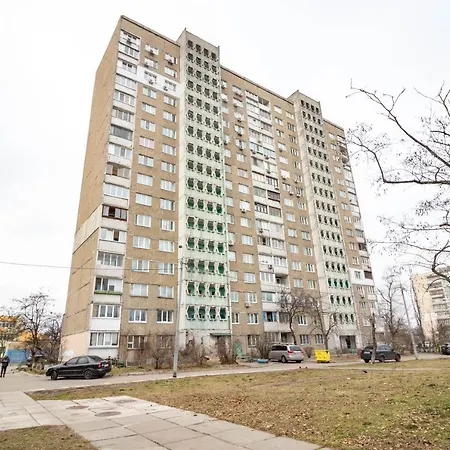 Apartment Kvartirkoff Na Ozernaya 8 Kyiv
